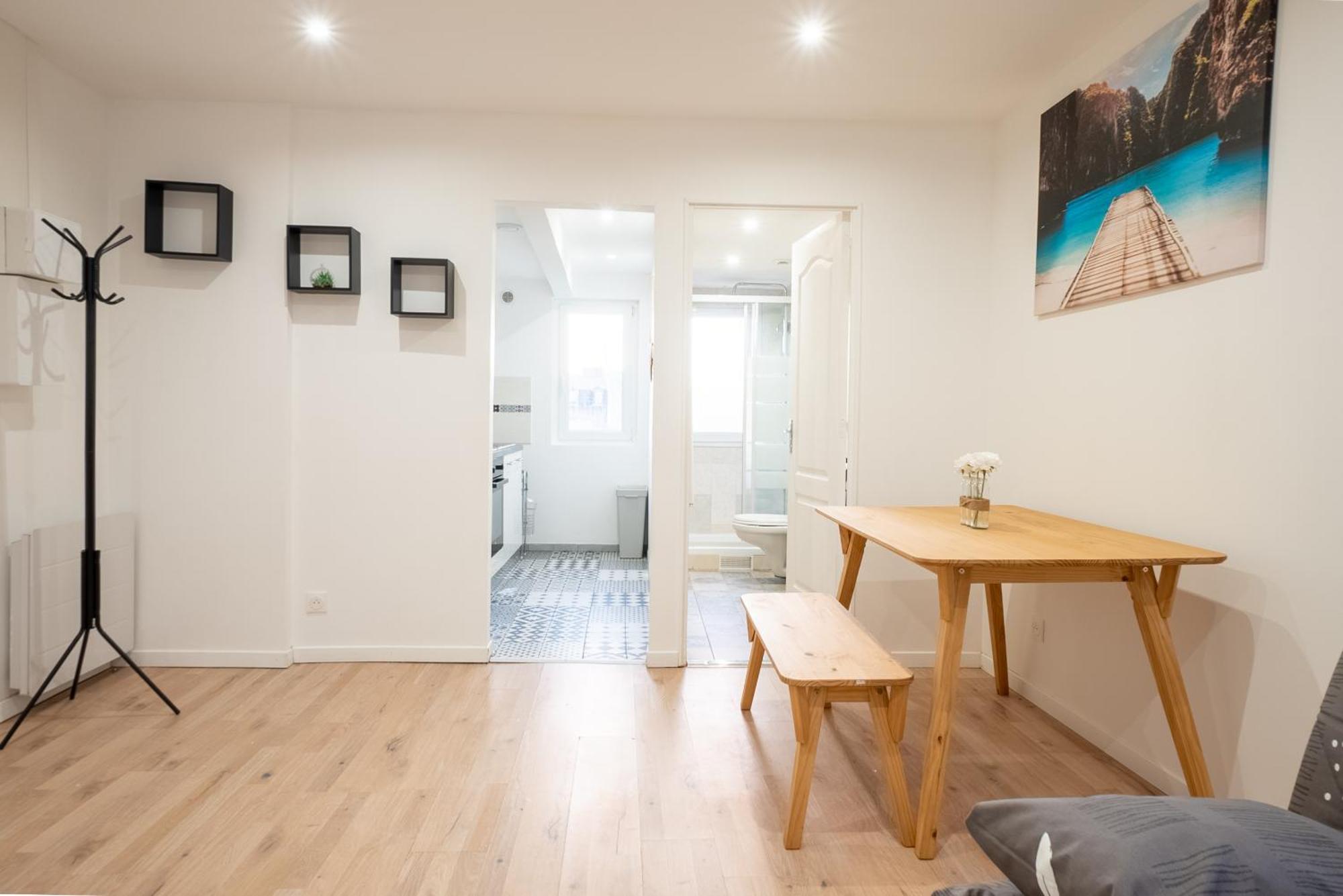 Budget Appart Avec Parking Au Centre-Ville Charleville-Mézières 외부 사진