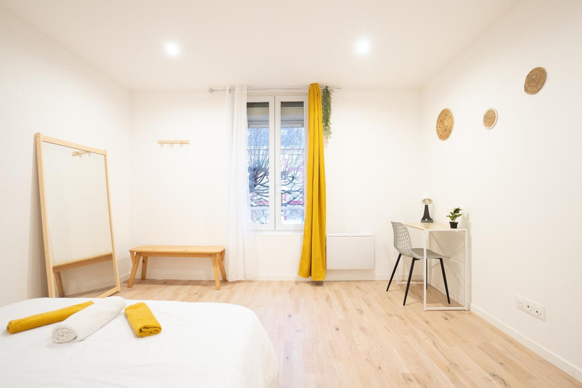 Budget Appart Avec Parking Au Centre-Ville Charleville-Mézières 외부 사진