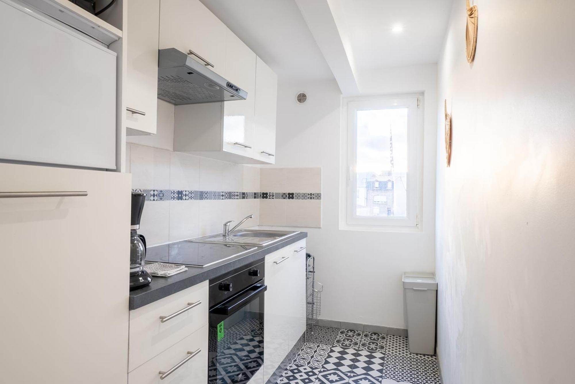Budget Appart Avec Parking Au Centre-Ville Charleville-Mézières 외부 사진